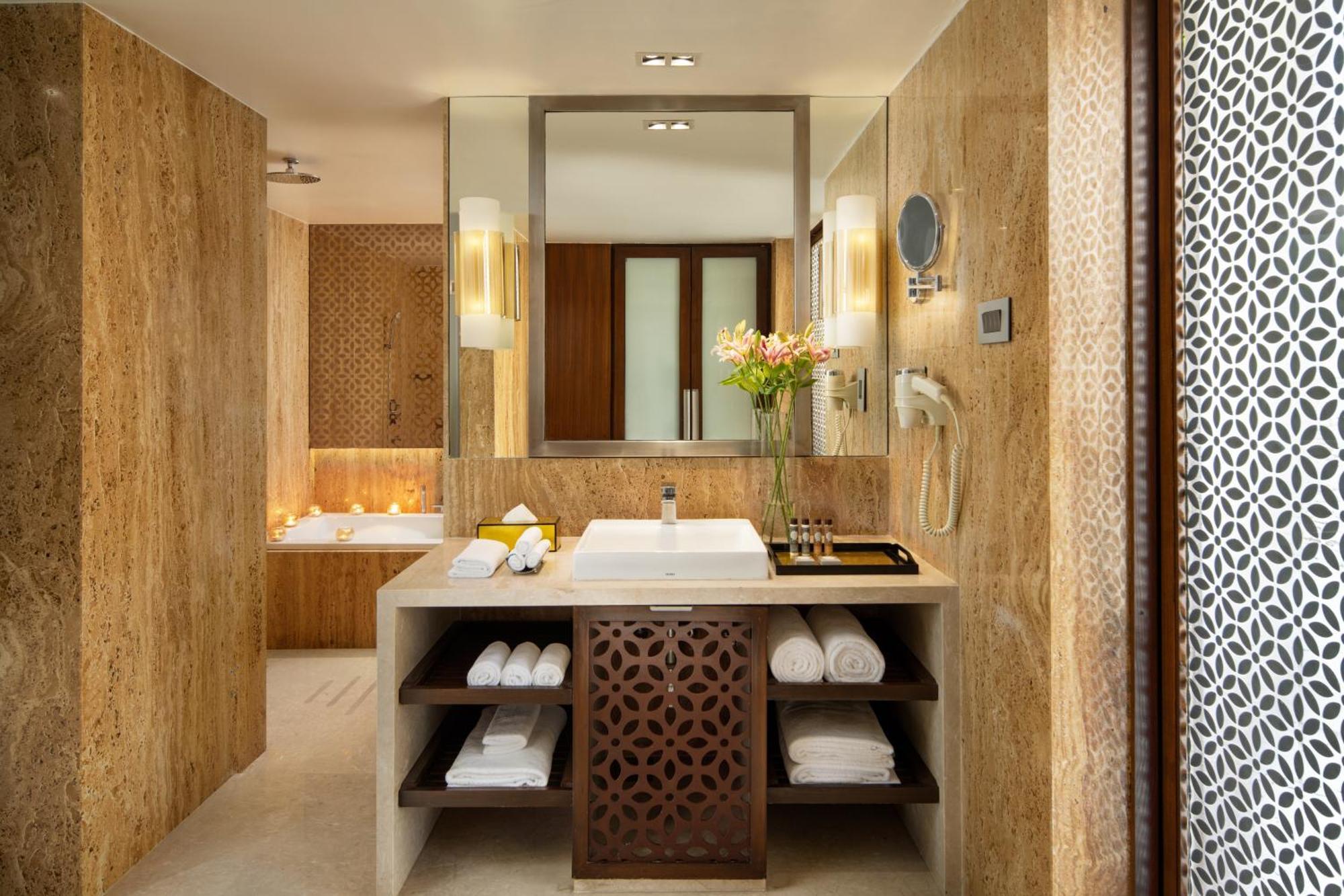 Hotel Wow Crest, - Ihcl Seleqtions Indore